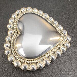 🤍✨ 925 STERLING SILVER HEART BROOCH ✨🤍